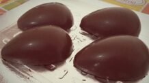 Receitas Deliciosas Como fazer a Temperagem do chocolate e as Casquinhas de Ovo de Páscoa