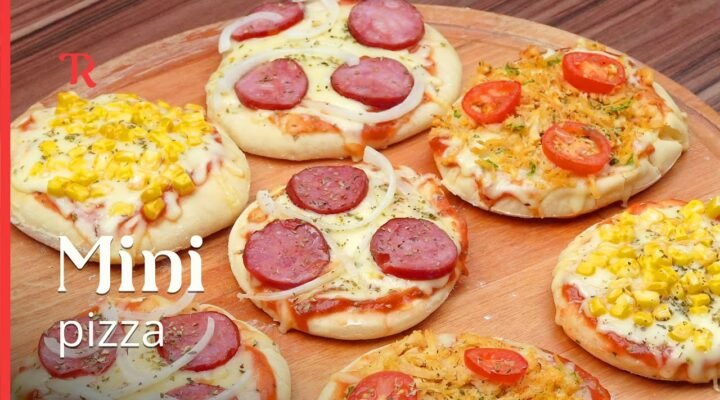 Receita de mini pizza para você fazer em casa para a família toda!