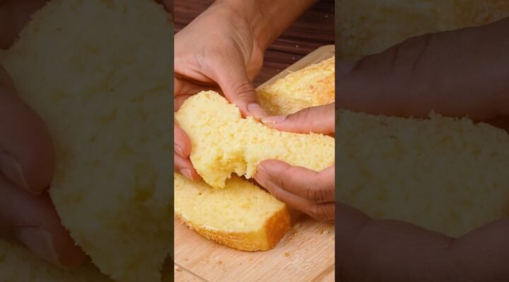 Pão de tapioca super fácil, fofinho e sem precisar sovar.. #shorts #pão #tapioca #receitasimples